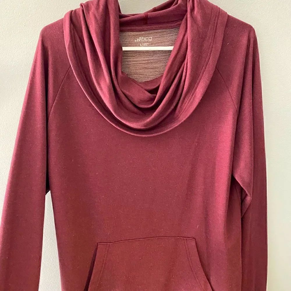 Pullover with cowl neck 